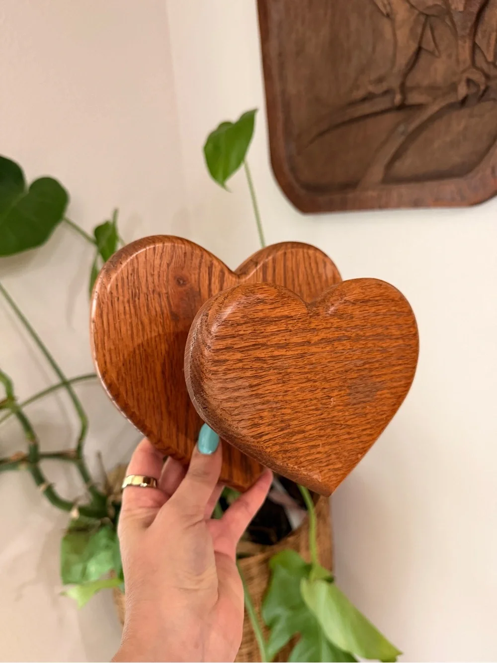 Vintage Solid Wood Heart Wall Mount Towel Holder Country Farmhouse Decor